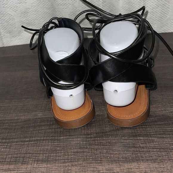 Black Zara Basic Collection Gladiator sandals, size 9.5 - Picture 5 of 7